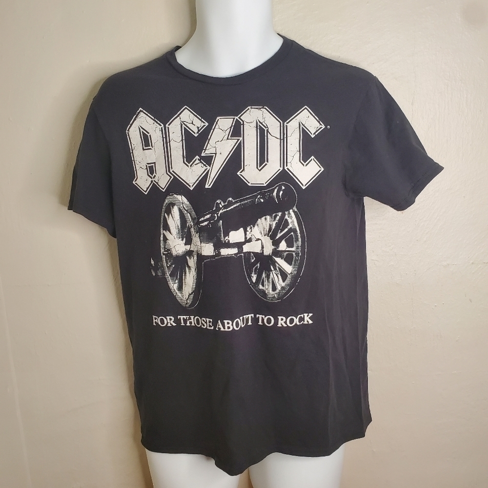 AC/DC For Those About to Rock We Salute You Shirt Men's Medium